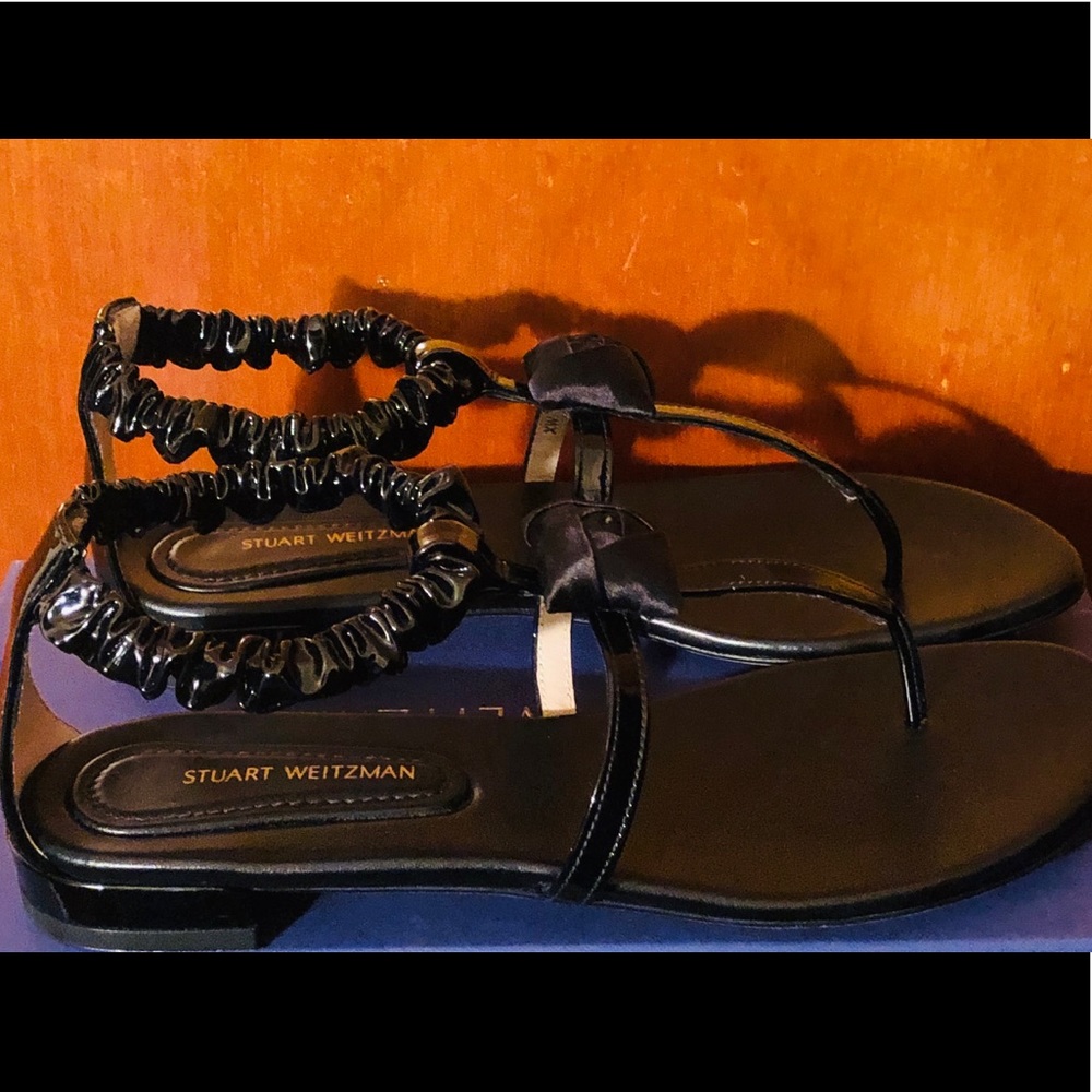 🤩BNWOT Stuart Weitzman Patent Leather Sandals🤩
